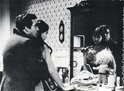 Ugo Tognazzi e Ornella Muti nel film ROMANZO POPOLARE - 1974